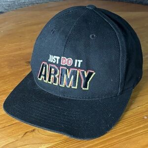 Vintage 90’s Nike Black Just Do It Army SnapBack Hat OSFA